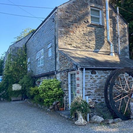 特鲁罗The Granary At Bissick Old Mill公寓 外观 照片